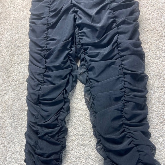 Savage X Fenty Ruche Hour Leggings NWT Full Black Sport Mesh Activewear Small S - Picture 1 of 7